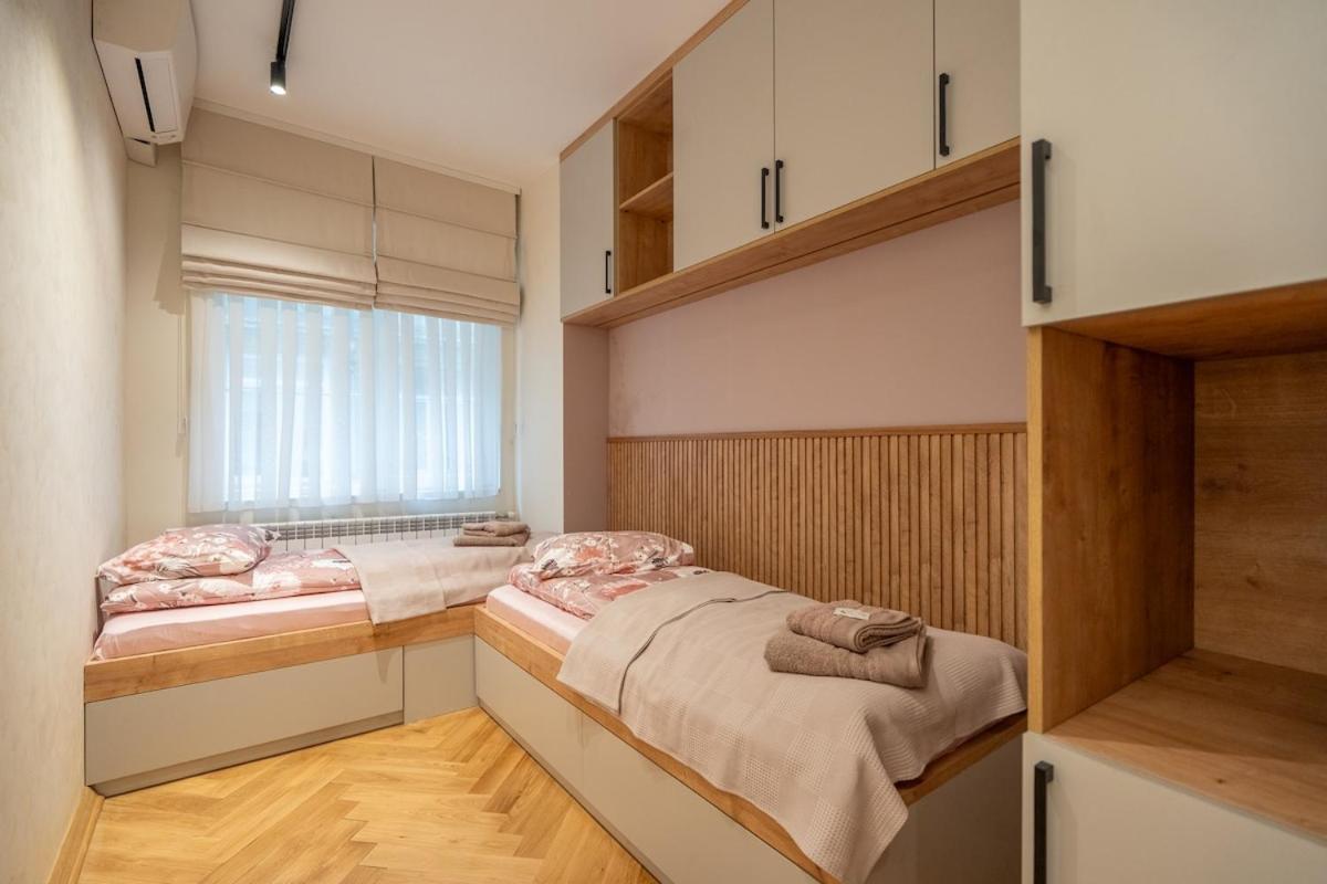 Elegant & Stylish 2-bedroom Sofia