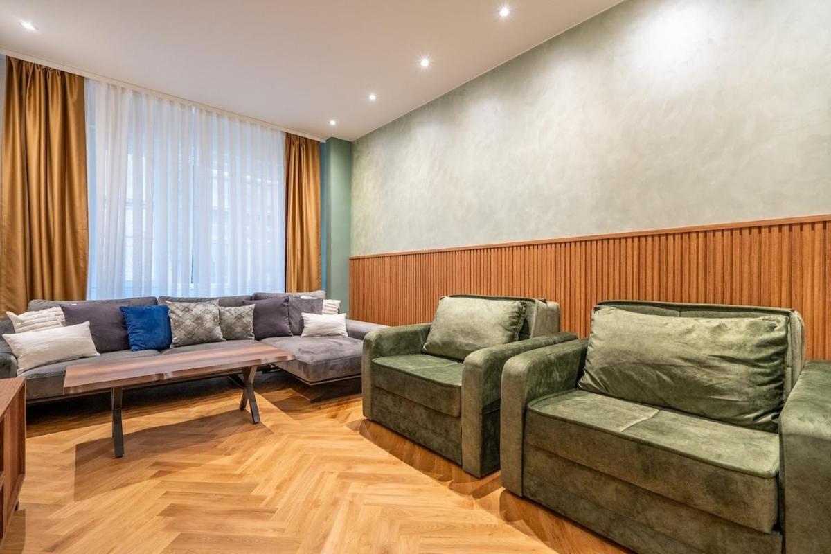 Apartment Elegant & Stylish 2-bedroom Sofia