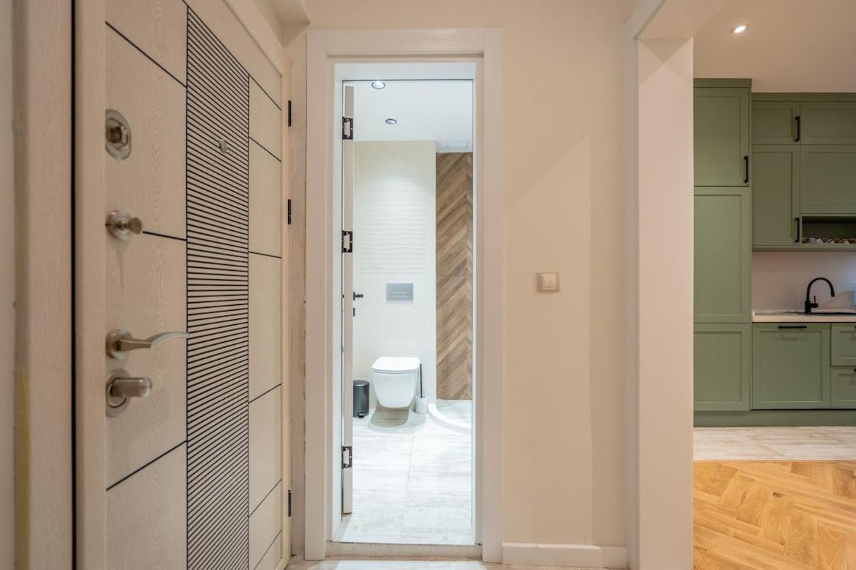 Elegant & Stylish 2-bedroom * Sofia