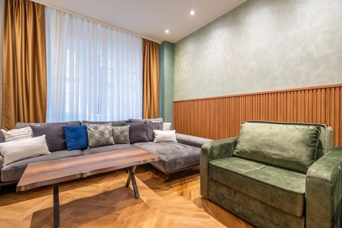 Apartment Elegant & Stylish 2-bedroom Sofia
